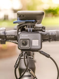 Quad Lock Out Front Mount V2 + Camera/Light Adaptor